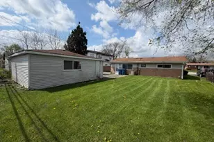 1469 Stanley Blvd, Calumet City, IL 60409 - Photo 17