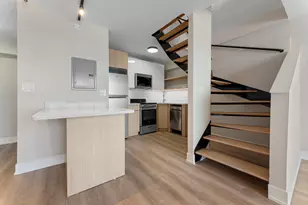 6166 N Sheridan Rd, Chicago, IL 60660 - Photo 5