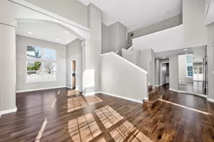 1516 Trenton Ln, Bartlett, IL 60103 - Photo 7