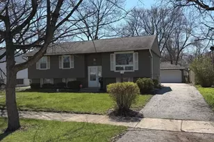 450 E Mulberry Ct, Glenwood, IL 60425 - Photo 1