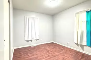 450 E Mulberry Ct, Glenwood, IL 60425 - Photo 9