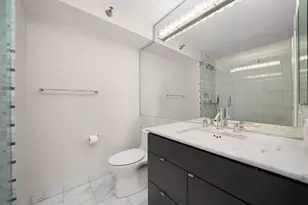 345 N La Salle Dr, Chicago, IL 60654 - Photo 23