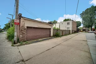 7129 S Prairie Ave, Chicago, IL 60619 - Photo 3