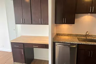 4343 N Clarendon Ave, Chicago, IL 60613 - Photo 9