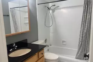 806 E Old Willow Rd, Prospect Heights, IL 60070 - Photo 11