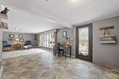 38W443 Sunset Drive, Saint Charles, IL 60175 - Photo 23