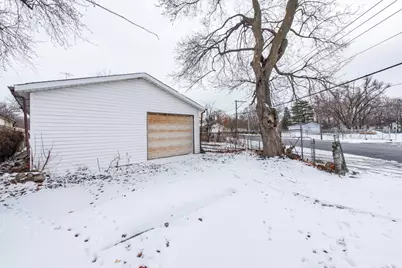 614 Walnut Street, Waukegan, IL 60085 - Photo 29