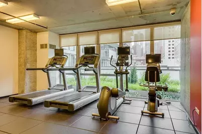 659 W Randolph Street #911, Chicago, IL 60661 - Photo 17