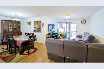 1030 Cottonwood Court #2A, Wheeling, IL 60090 - Photo 3