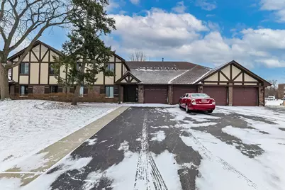 1030 Cottonwood Court #2A, Wheeling, IL 60090 - Photo 1