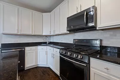 4541 S Evans Avenue #2, Chicago, IL 60653 - Photo 7