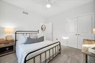 2505 Pampas Ln, Bloomington, IL 61705 - Photo 17