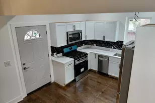 6441 S Campbell Ave, Chicago, IL 60629 - Photo 9