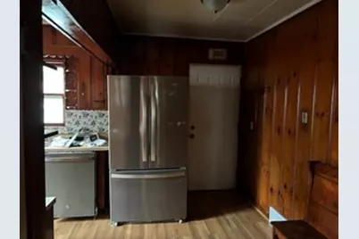 3220 Emmaus Avenue, Zion, IL 60099 - Photo 11