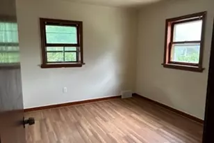 3220 Emmaus Ave, Zion, IL 60099 - Photo 9