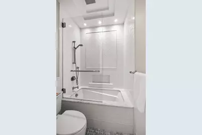 1942 N Sedgwick Street #PH, Chicago, IL 60614 - Photo 59