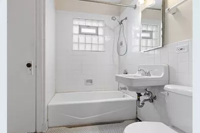 5845 W Ainslie Street, Chicago, IL 60630 - Photo 13