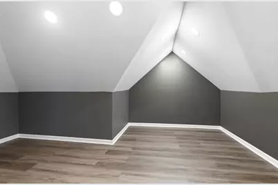 5845 W Ainslie Street, Chicago, IL 60630 - Photo 15