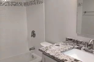 5445 N Sheridan Rd, Chicago, IL 60640 - Photo 11