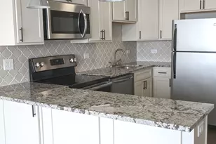 5445 N Sheridan Rd, Chicago, IL 60640 - Photo 5