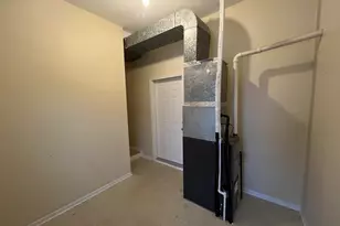 2028 N Hamlin Ave, Chicago, IL 60647 - Photo 13