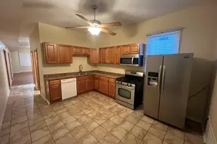 2028 N Hamlin Ave, Chicago, IL 60647 - Photo 3