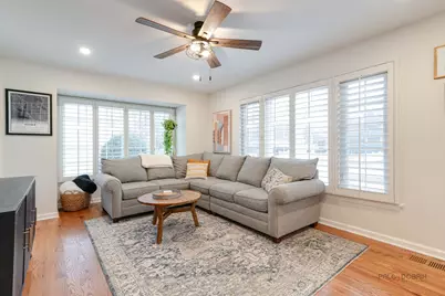 231 Burton Street, Grayslake, IL 60030 - Photo 3