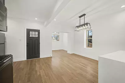 8207 S Clyde Avenue, Chicago, IL 60617 - Photo 11