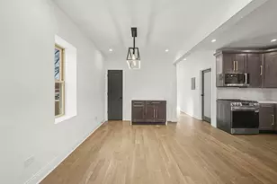 8207 S Clyde Ave, Chicago, IL 60617 - Photo 17