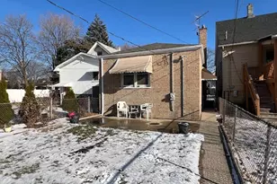 3704 S 53rd Ave, Cicero, IL 60804 - Photo 3