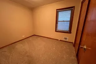 3704 S 53rd Ave, Cicero, IL 60804 - Photo 11