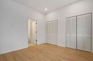 4609 N Beacon St, Chicago, IL 60640 - Photo 13