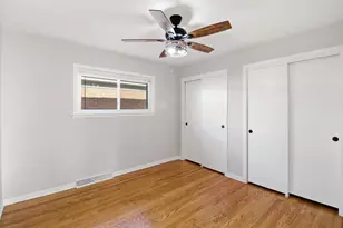 8444 Drake Ave, Skokie, IL 60076 - Photo 15