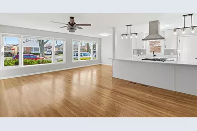 8444 Drake Avenue, Skokie, IL 60076 - Photo 3