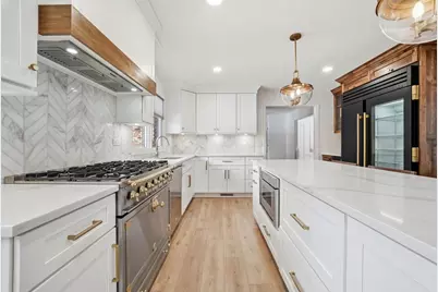 8 Concord Drive, Oak Brook, IL 60523 - Photo 5