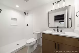 8 Concord Dr, Oak Brook, IL 60523 - Photo 19