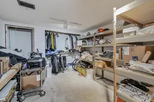 21W051 Woodview Dr, Itasca, IL 60143 - Photo 33