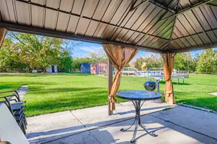 19W720 Woodland Ave, Addison, IL 60101 - Photo 15