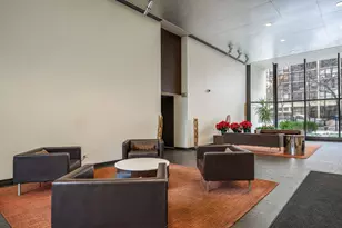 1560 N Sandburg Terrace, Chicago, IL 60610 - Photo 3