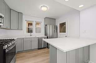 5846 N Rockwell St, Chicago, IL 60659 - Photo 9