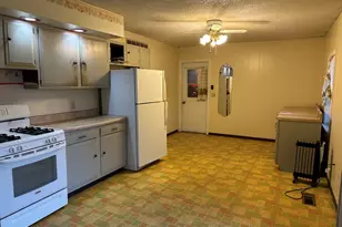 7820 Kelly Ct, Erie, IL 61250 - Photo 3