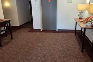 450 Raintree Ct, Glen Ellyn, IL 60137 - Photo 3