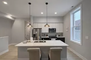 1535 N Maplewood Ave, Chicago, IL 60622 - Photo 11