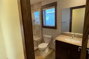 754 S Spring Rd, Elmhurst, IL 60126 - Photo 7