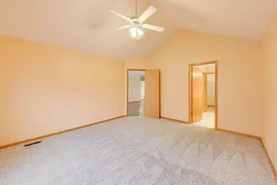 143 Canterbury Court #143, Bloomingdale, IL 60108 - Photo 11