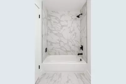 7718 S Jeffery Boulevard #GN, Chicago, IL 60649 - Photo 9