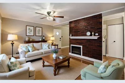 8745 43rd Street, Lyons, IL 60534 - Photo 5