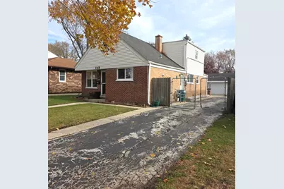 249 Wheeling Avenue, Wheeling, IL 60090 - Photo 3
