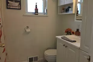 249 Wheeling Ave, Wheeling, IL 60090 - Photo 7