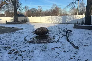 4001 W 90th Pl, Hometown, IL 60456 - Photo 3